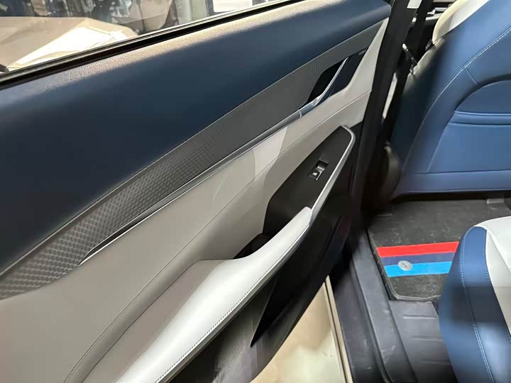 Фото 11 - Changan CS75 Plus