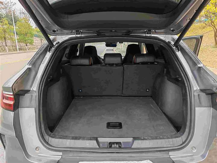 Фото 15 - BYD Song Plus Hybrid/EV