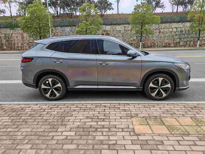 Фото 4 - BYD Song Plus Hybrid/EV