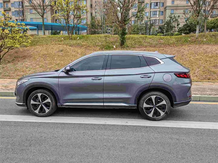 Фото 8 - BYD Song Plus Hybrid/EV