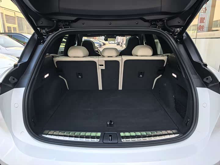 Фото 13 - Nio ES6