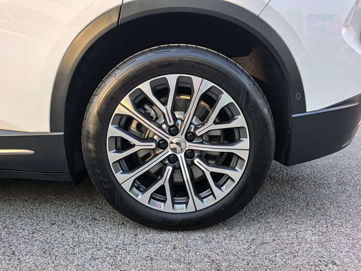 Фото 14 - Nio ES6