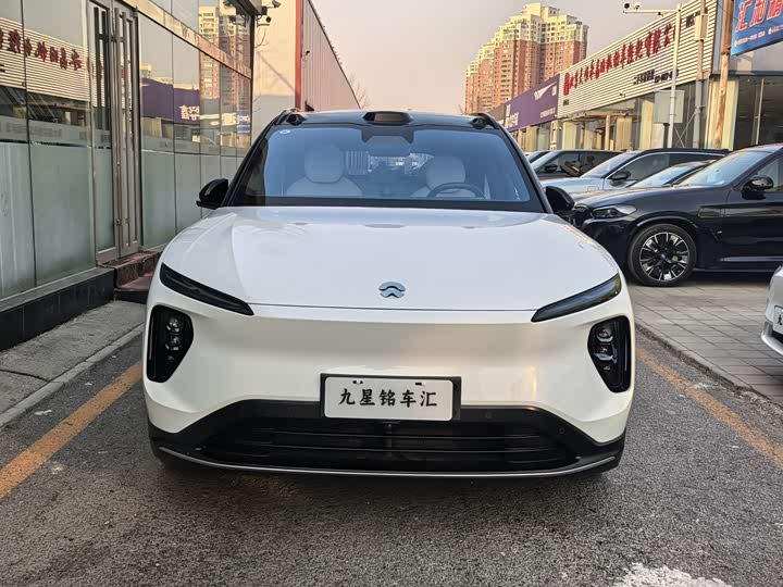 Фото 2 - Nio ES6