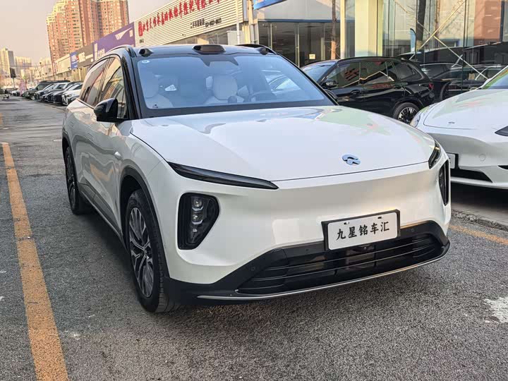 Фото 3 - Nio ES6