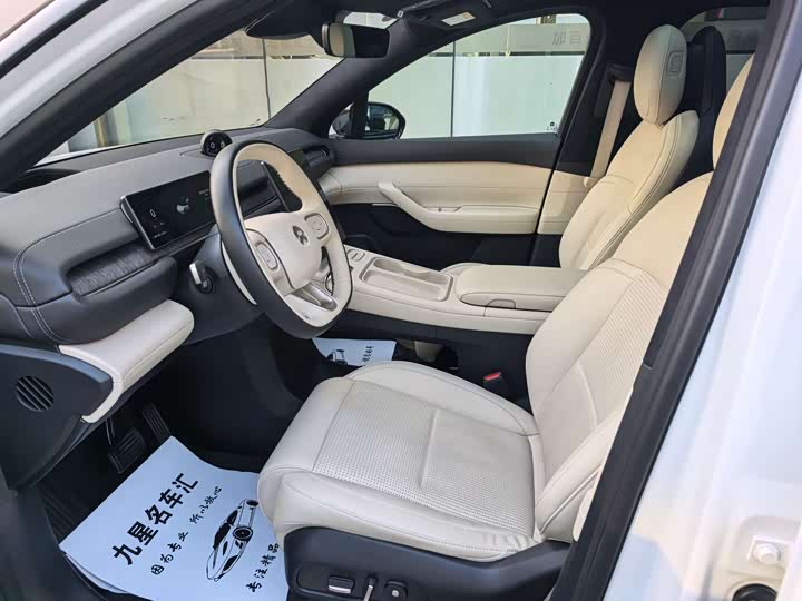 Фото 7 - Nio ES6