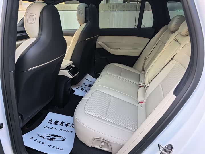 Фото 9 - Nio ES6