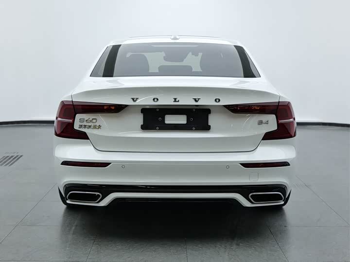 Фото 5 - Volvo S60