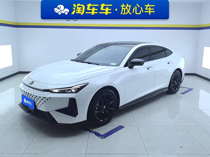 Фото 1 - Changan UNI-V