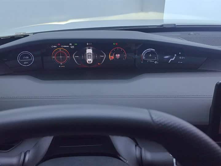 Фото 14 - Changan UNI-V