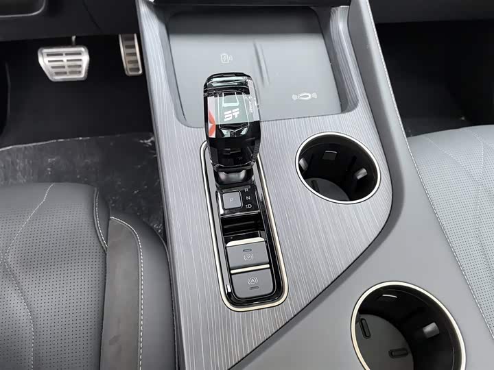 Фото 13 - Jetour Shanhai L9