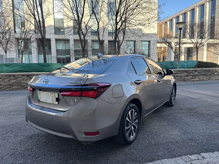 Фото 3 - Toyota Corolla Hybrid