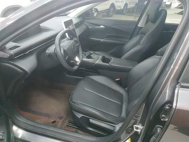 Фото 15 - Changan Eado Plus