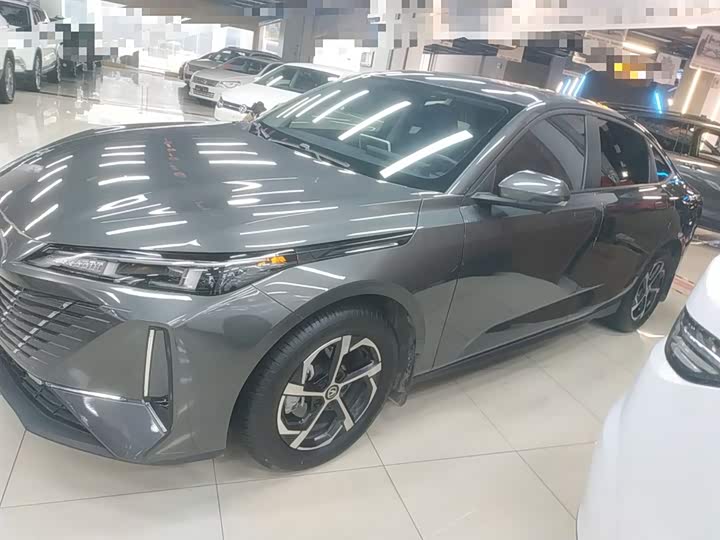 Фото 5 - Changan Eado Plus