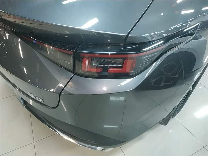Фото 8 - Changan Eado Plus