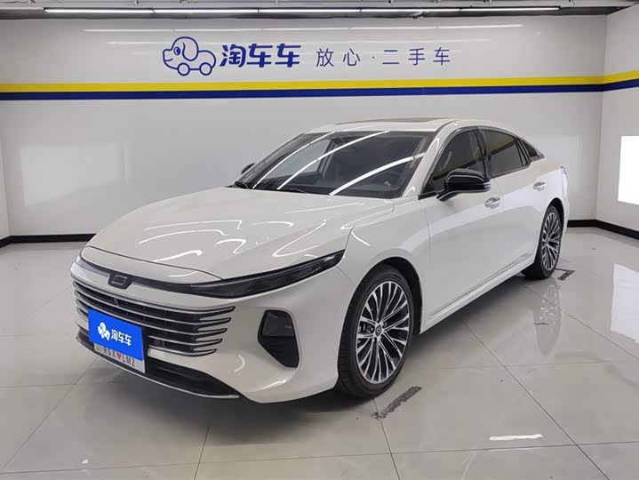 Фото 1 - Bestune B70