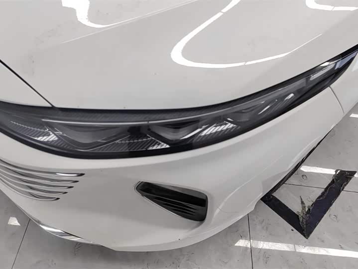 Фото 5 - Bestune B70