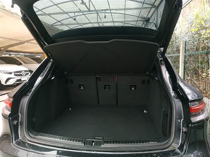 Фото 9 - Porsche Macan