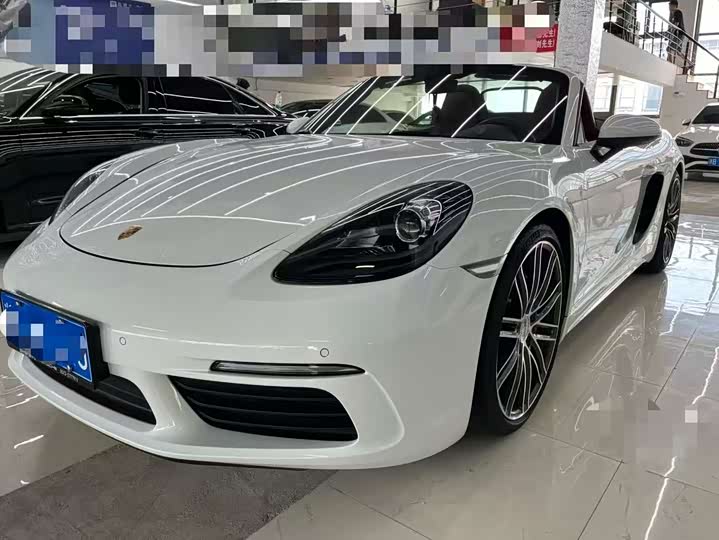 Фото 1 - Porsche 718