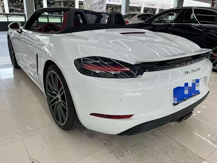 Фото 13 - Porsche 718