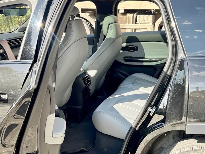 Фото 10 - Nio ES6