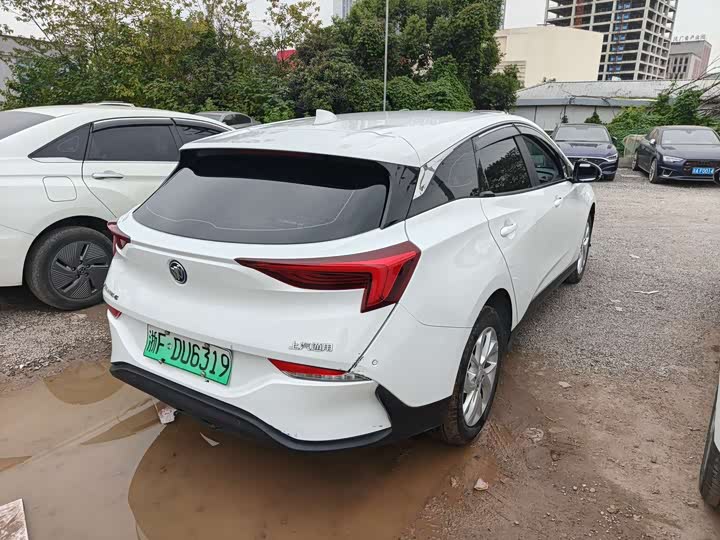 Фото 7 - Buick Velite 6