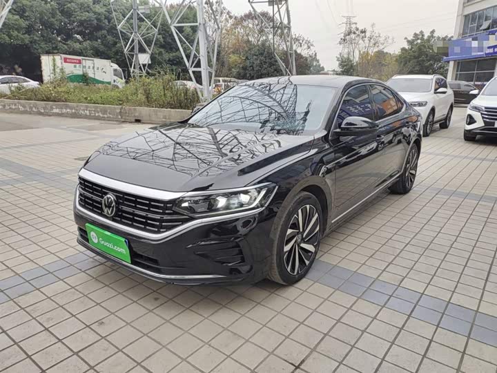 Фото 2 - Volkswagen Passat