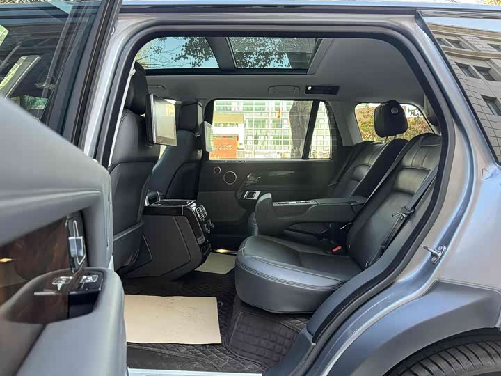 Фото 12 - Land Rover Range Rover