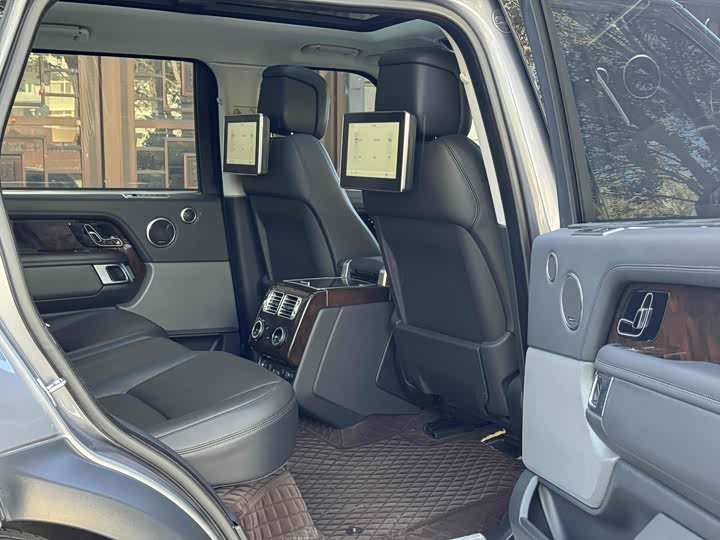 Фото 25 - Land Rover Range Rover