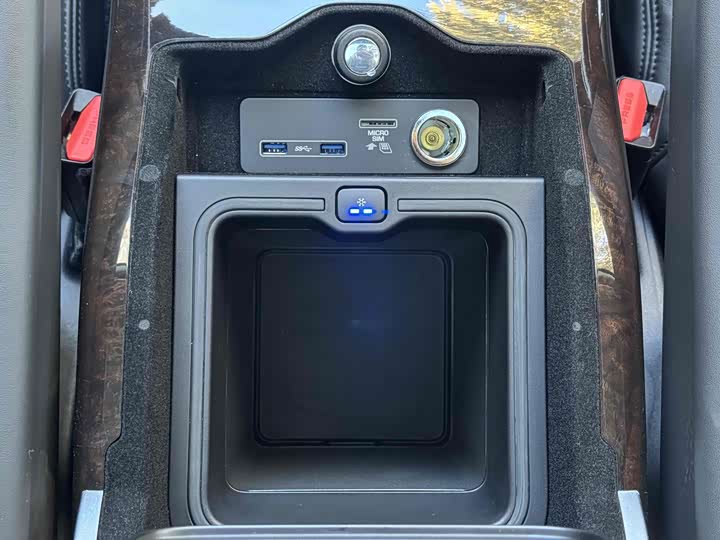 Фото 27 - Land Rover Range Rover