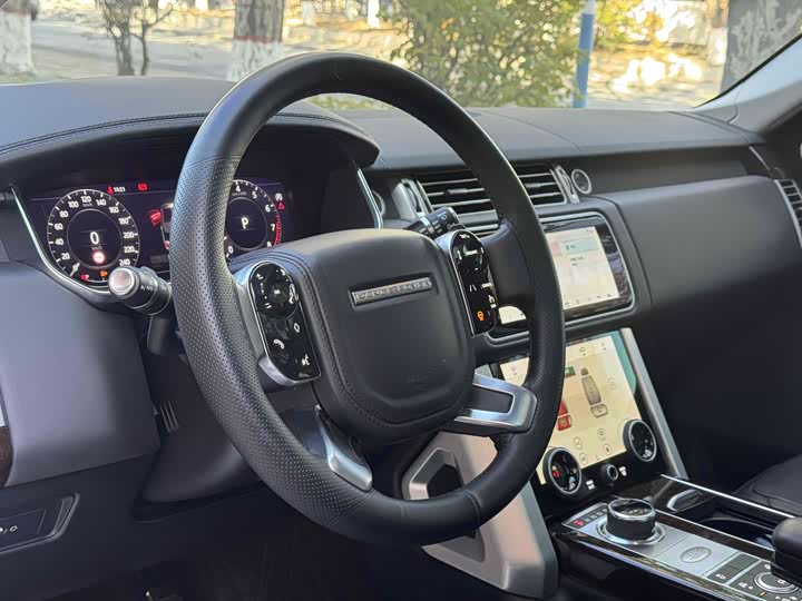 Фото 9 - Land Rover Range Rover