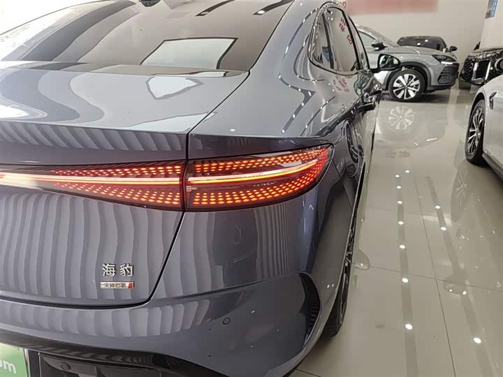Фото 8 - BYD Seal