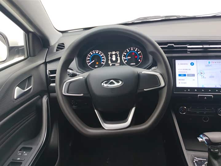 Фото 15 - Chery Tiggo 3x