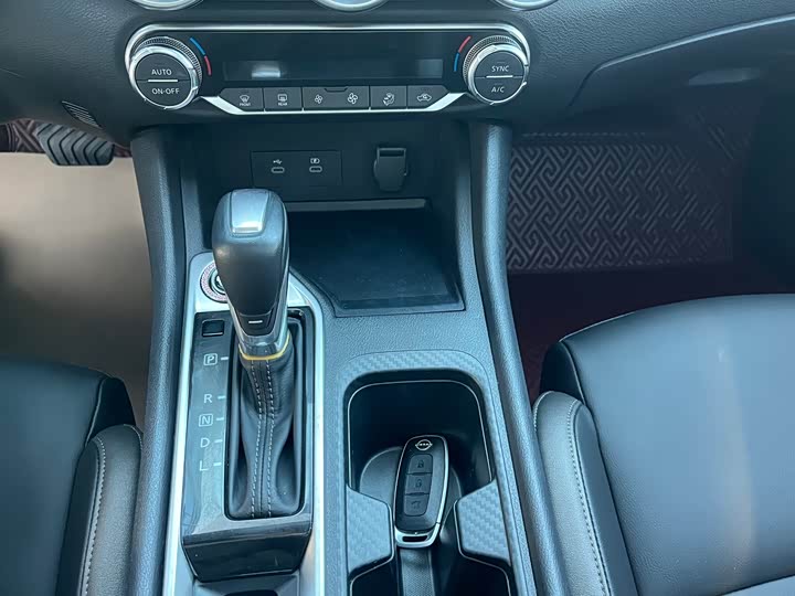 Фото 14 - Nissan Sylphy