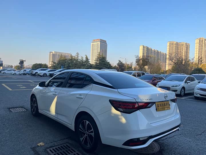 Фото 18 - Nissan Sylphy