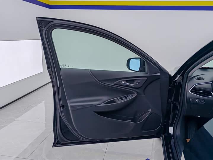 Фото 7 - Chevrolet Malibu XL