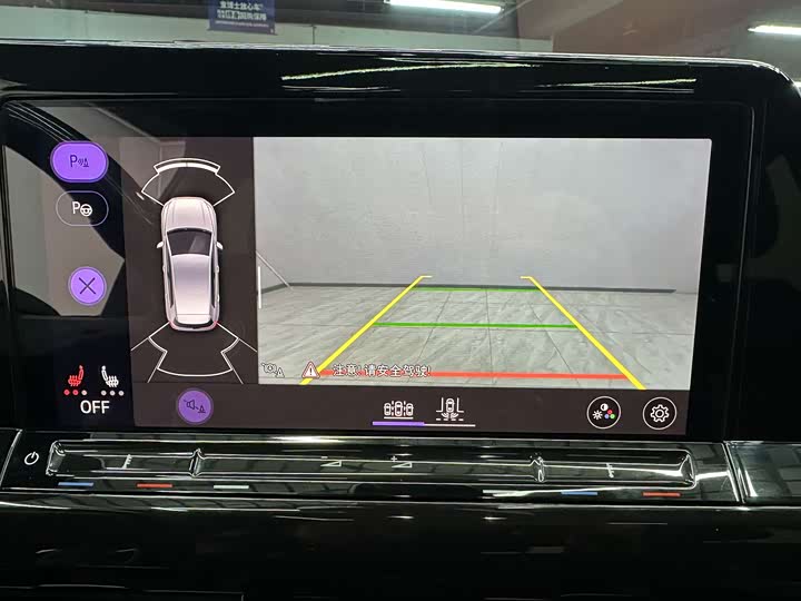 Фото 15 - Volkswagen Golf