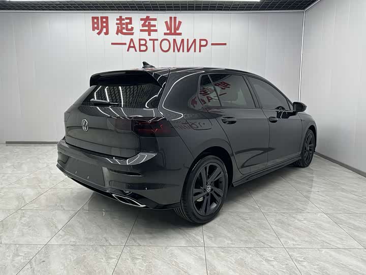 Фото 7 - Volkswagen Golf