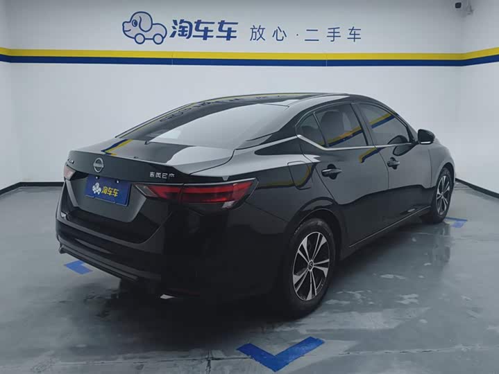 Фото 3 - Nissan Sylphy