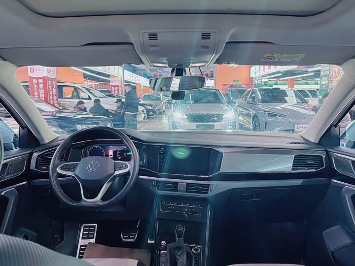 Фото 9 - Volkswagen Tayron X