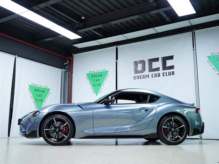 Фото 20 - Toyota Supra