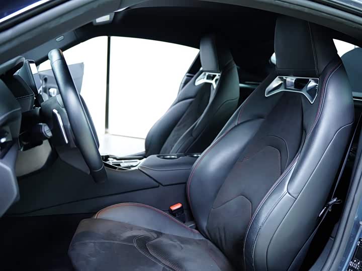 Фото 24 - Toyota Supra