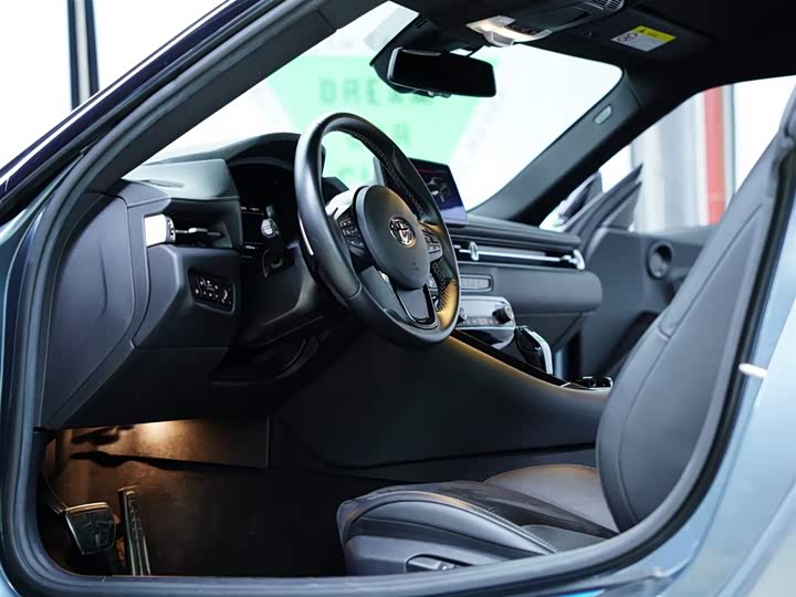 Фото 26 - Toyota Supra