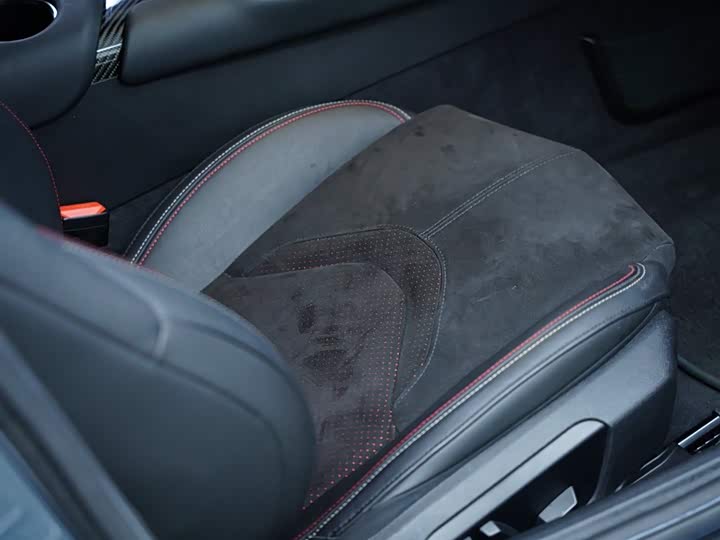 Фото 38 - Toyota Supra