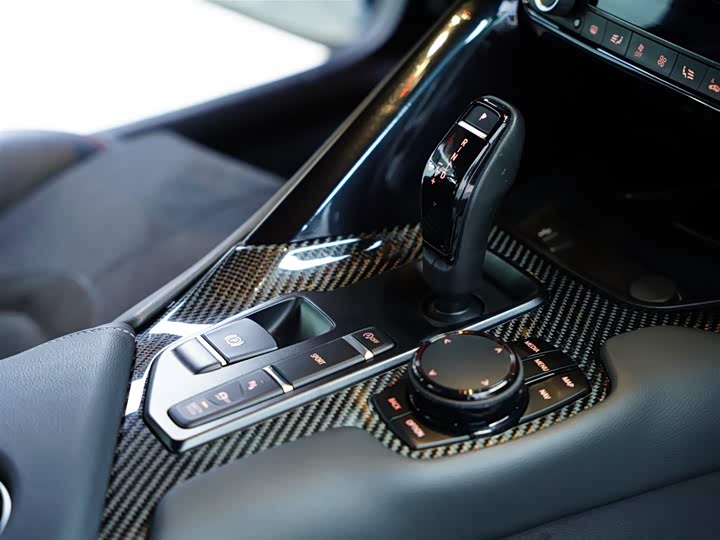 Фото 39 - Toyota Supra