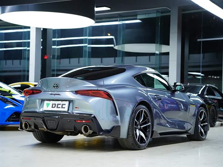 Фото 6 - Toyota Supra