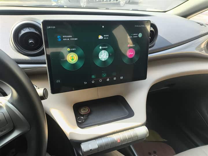 Фото 13 - BYD Dolphin