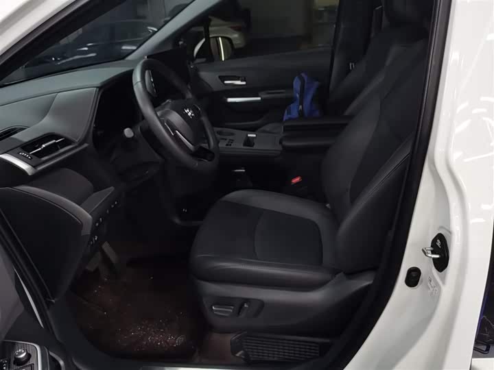 Фото 15 - Toyota Sienna