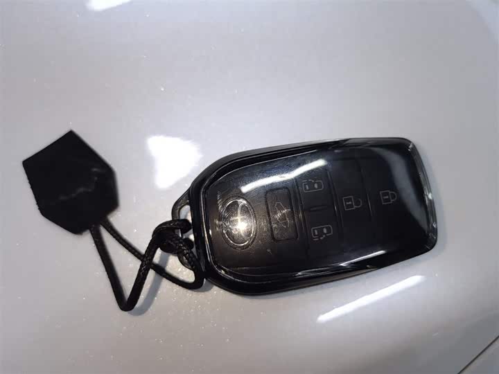 Фото 9 - Toyota Sienna