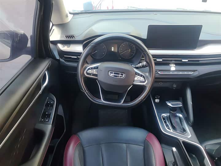 Фото 3 - Geely Vision X3