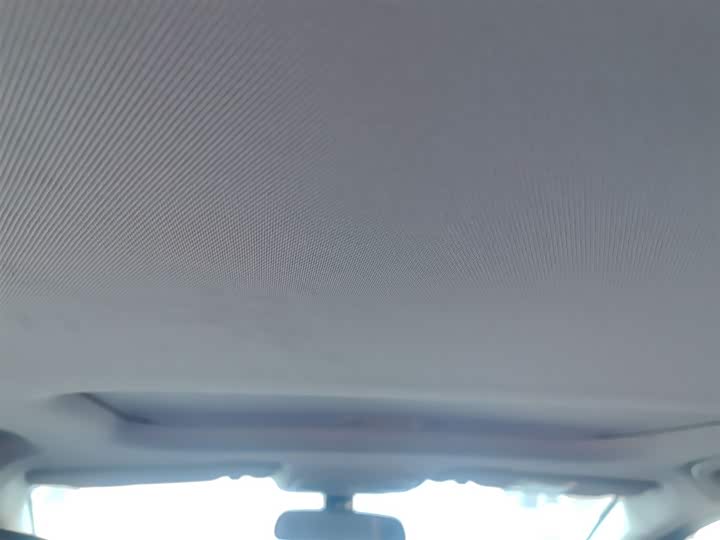 Фото 9 - Geely Vision X3